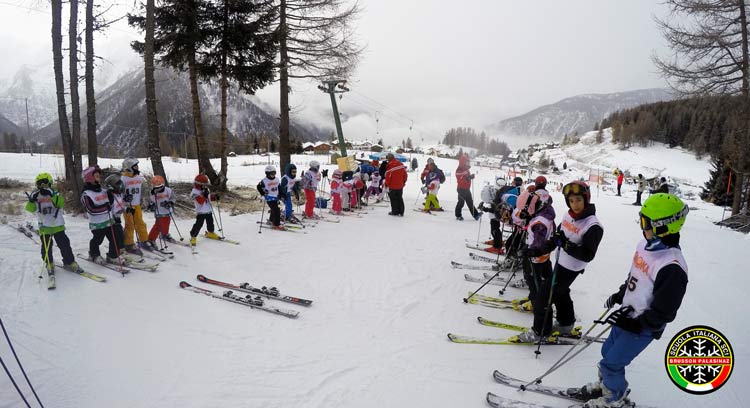 Corsi di sci collettivi a Brusson