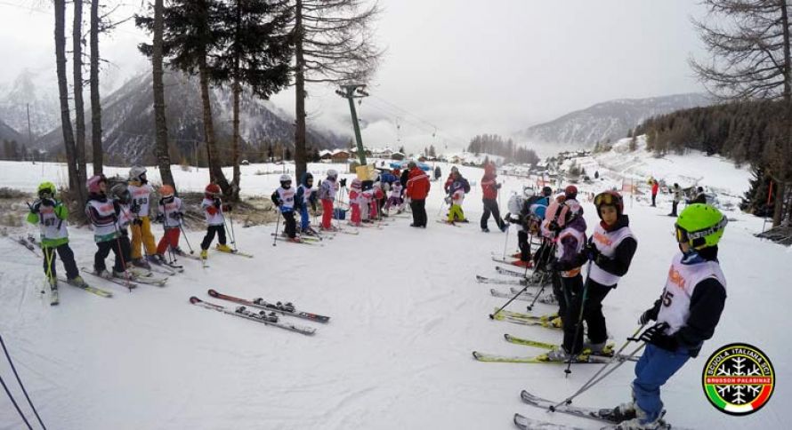 Corsi di sci collettivi a Brusson
